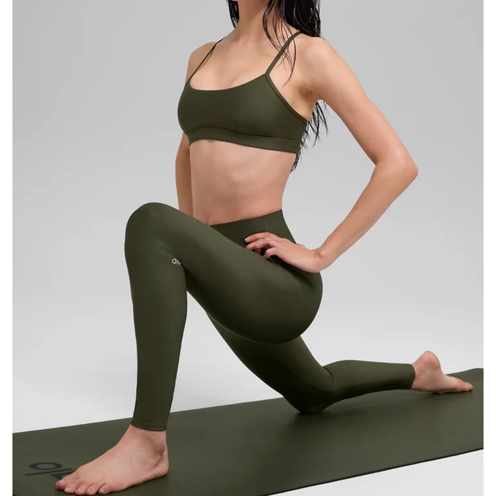 LIMITED COLOR green olive Alo yoga high waist airlift legging